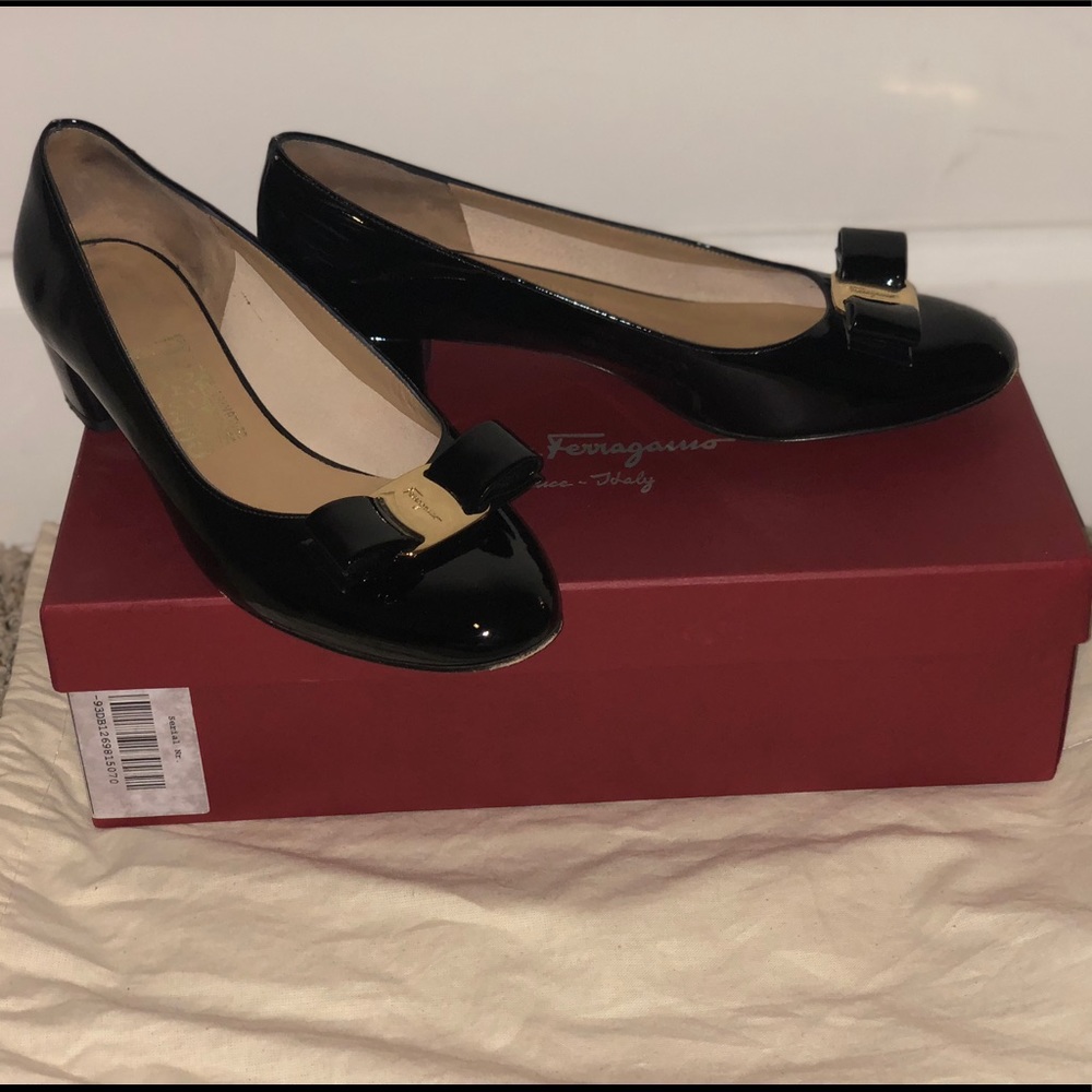 Salvatore Ferragamo - Vara Patent Leather Pumps 7